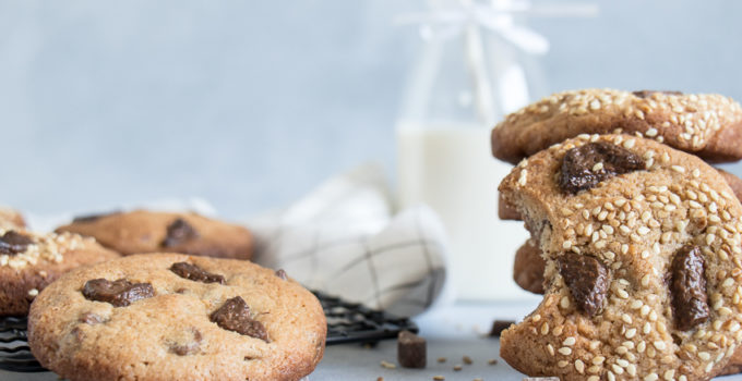 Cookies tahini, chocolat au lait