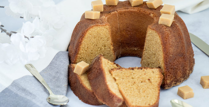 Cake banane muscovado et ses petits cubes de caramel banane